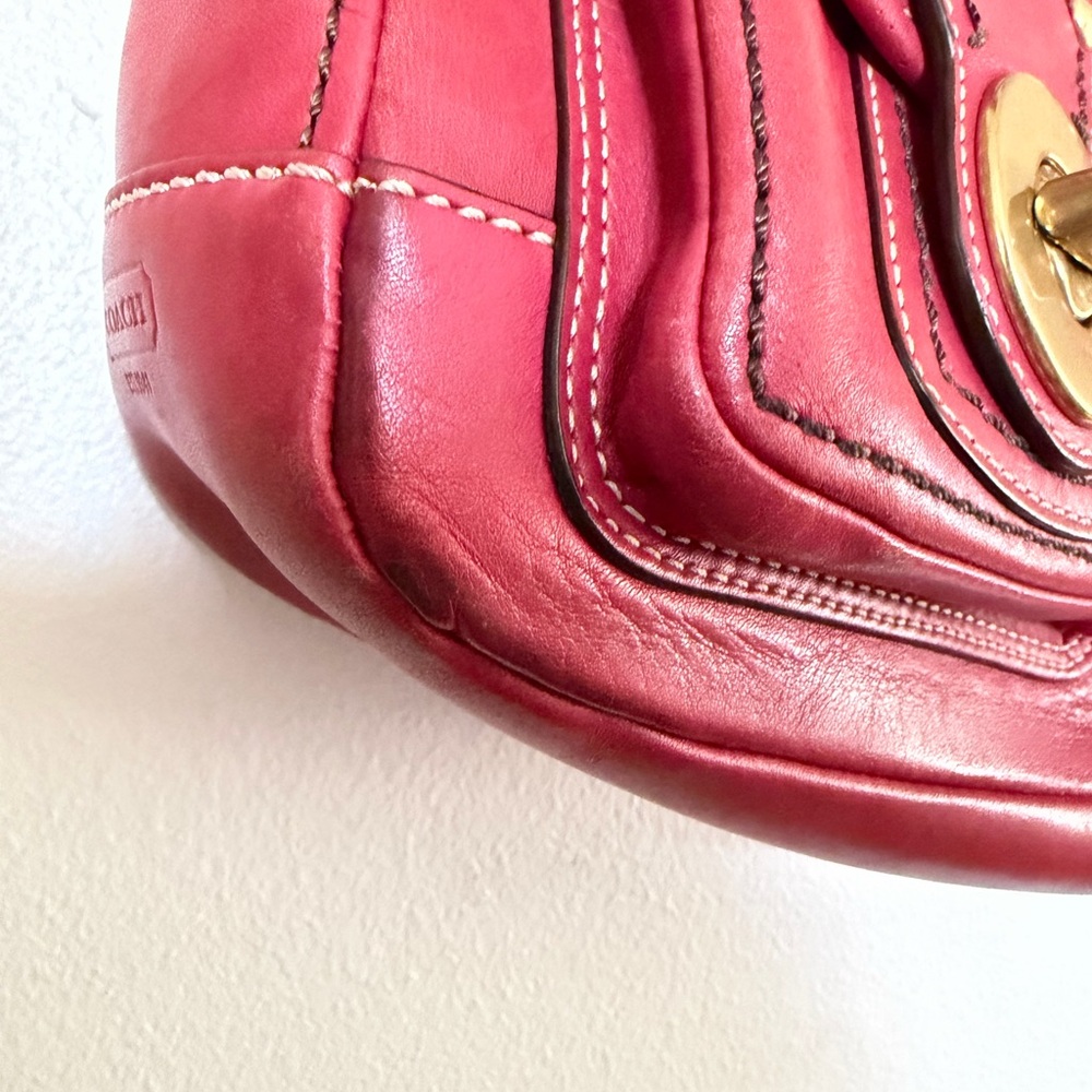 Coach Legacy Turnlock Double Pocket in Red Raspberry - Picture 6 of 15